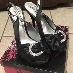 Women’s Black heels